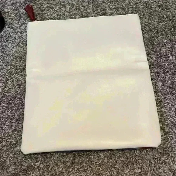 Rachel Pally Blue White Floral Leather Clutch - Picture 2 of 4